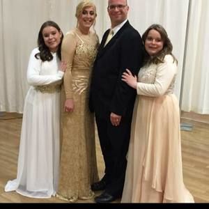 Meet your Posher, Miri